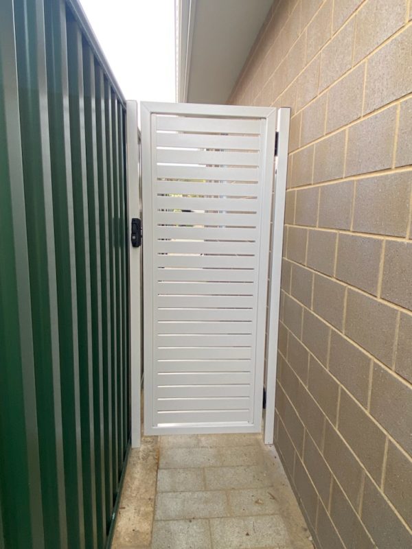 Pedestrian gates (Old) - Image 7