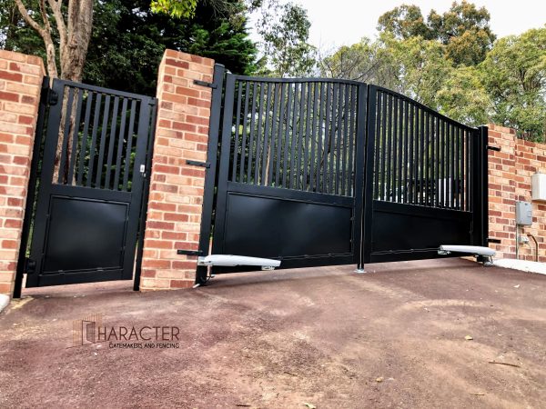 Aluminium slate swing gates - Image 4