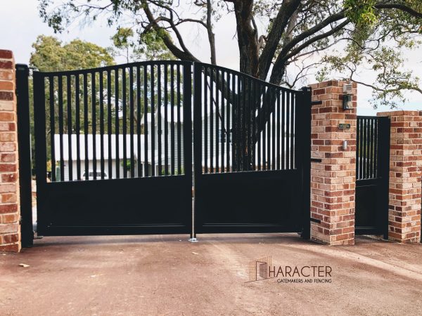 Aluminium slate swing gates - Image 6