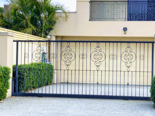 Wrought iron gates - Image 3