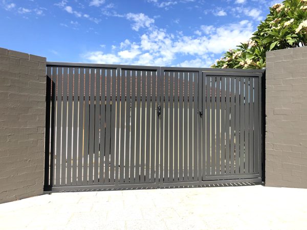 Mild Steel slate swing gate - Image 3