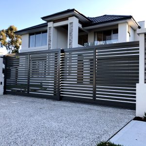Telescopic gate