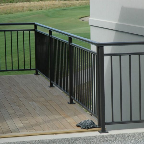 Aluminium balustrade - Image 2