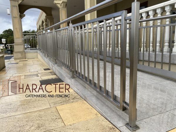 Stainless steel balustrade - Image 4