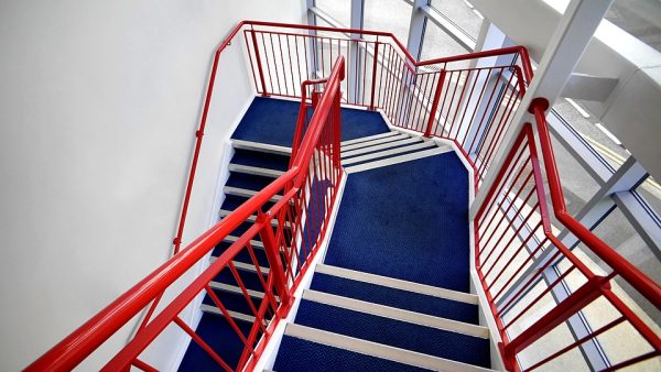 Standard staircase - Image 5