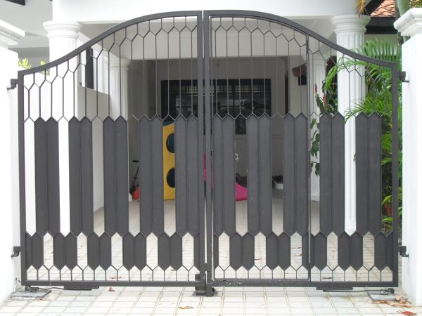Wrought iron gates - Image 8