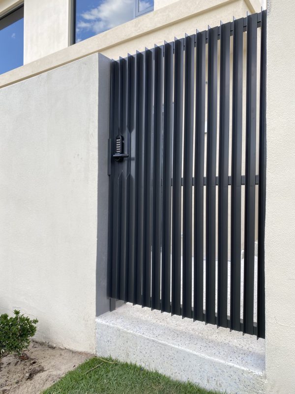 Pedestrian gates (Old) - Image 6
