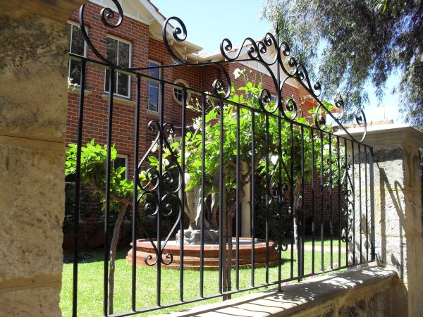 Wrought iron - Fence - Image 8