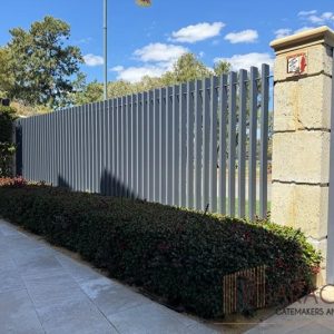 Batten Blade Fence